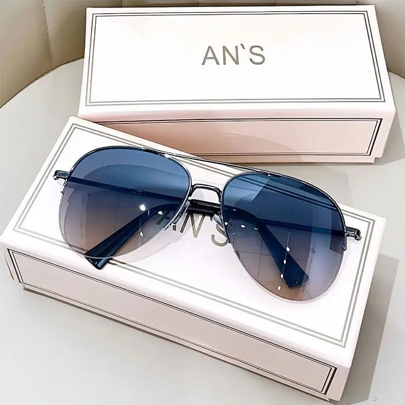 Classic Pilot Sunglasses with UV400 Protection