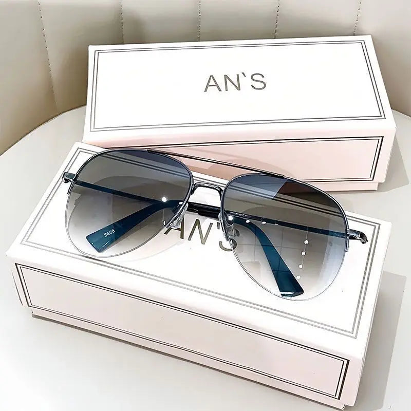 Classic Pilot Sunglasses with UV400 Protection