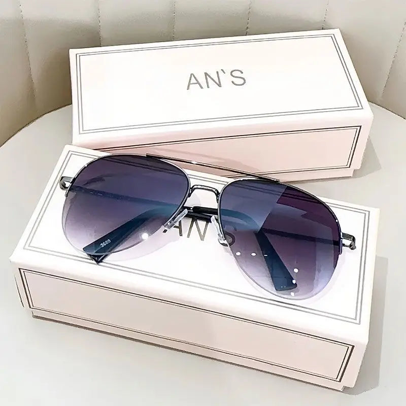 Classic Pilot Sunglasses with UV400 Protection