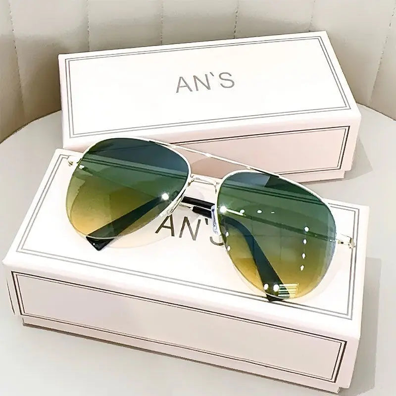 Classic Pilot Sunglasses with UV400 Protection