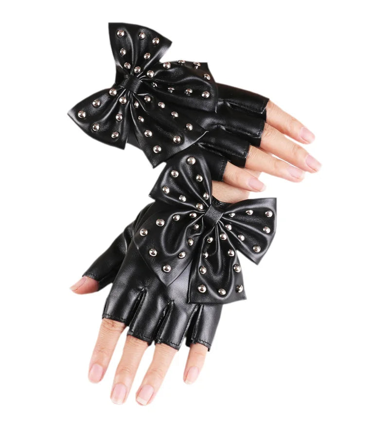 Schwarze vernähte Lederhandschuhe für die Hand.