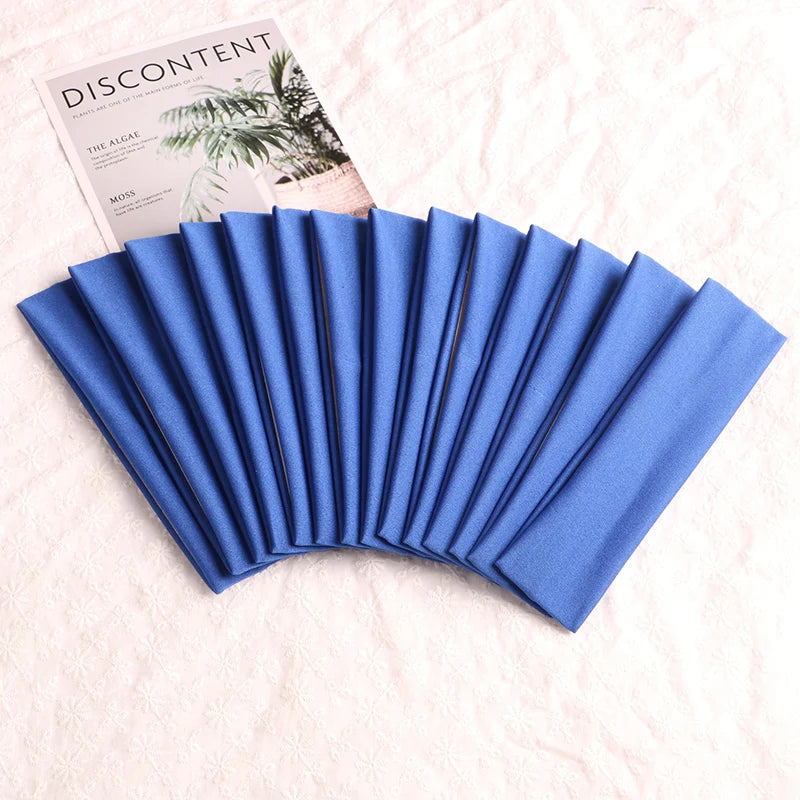 A fan of blue elastic headbands is shown next to a card titled Discountent featuring illustrations of moss and algae.