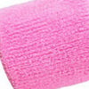 Nahaufnahme einer leuchtend pinken, mehrfarbigen Sport-Handgelenksschnur-Textur.