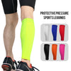 Schützende Druck-Sportleggings in verschiedenen Farben auf dem Bein einer Person.