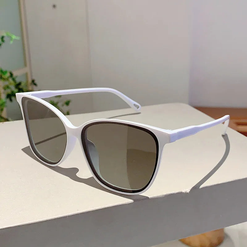 Retro Square Sunglasses with UV400 Protection