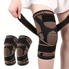 Schwarze Kupfer-Kniekompressionsbandage, getragen am Bein.