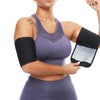 Une femme portant un corset ceinture gainant corporel violet sur son torse.