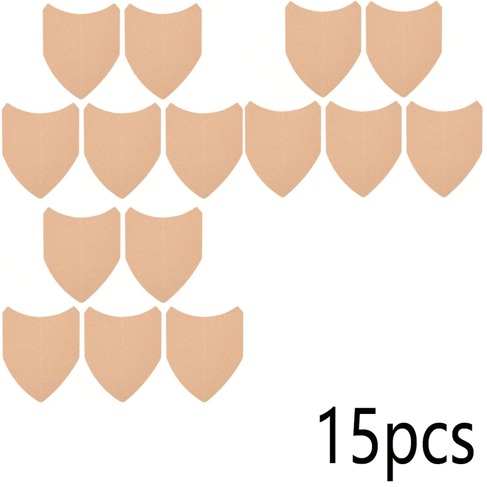 Collection de quinze bandes anti-frottement en forme de bouclier beige pour la cuisse, disposées en motif.