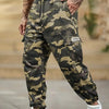 Pantalon cargo camouflage pour homme, motif vert et brun multi-tonal.