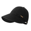 Gorra de béisbol negra de ala ancha con protección UV, vista de lado.