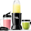 Juego de licuadora Magic Bullet mostrando un batido amarillo en la jarra y un batido verde en la taza.
