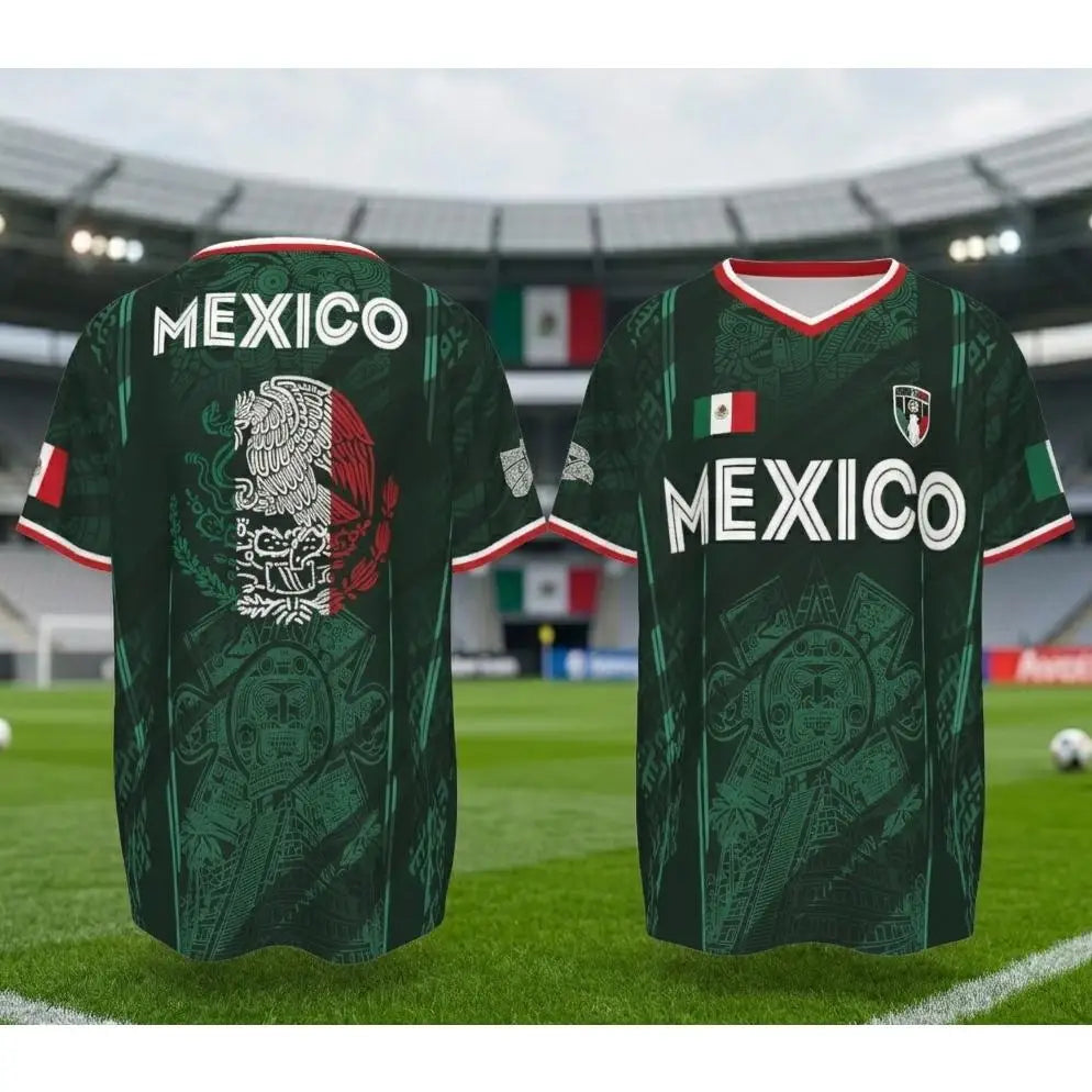 Dunkelgrünes Fußballtrikot Mexikos mit Azteken-Kalenderdesign.