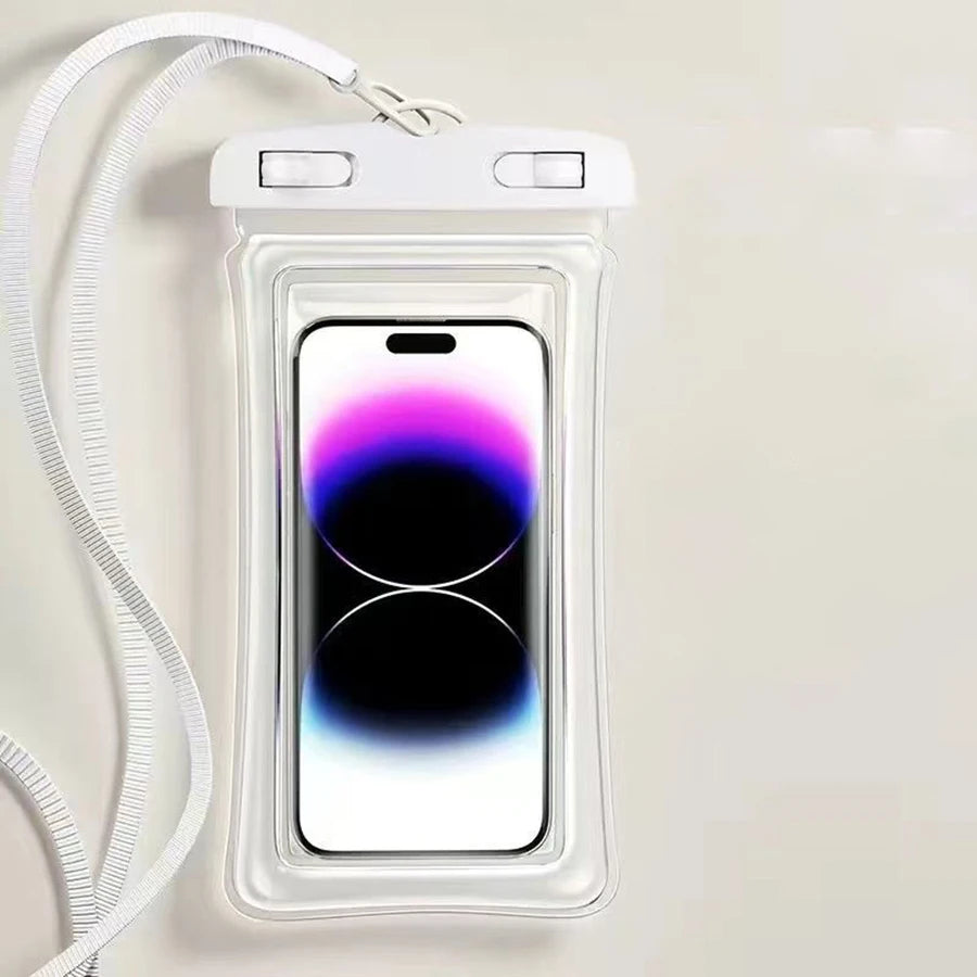 Una bolsa impermeable transparente con correa que sostiene un smartphone con degradado morado y negro.