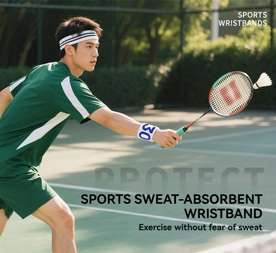 Un athlète masculin portant un t-shirt vert et un bandeau fait de l'exercice, démontrant un bracelet de poignet absorbant la 