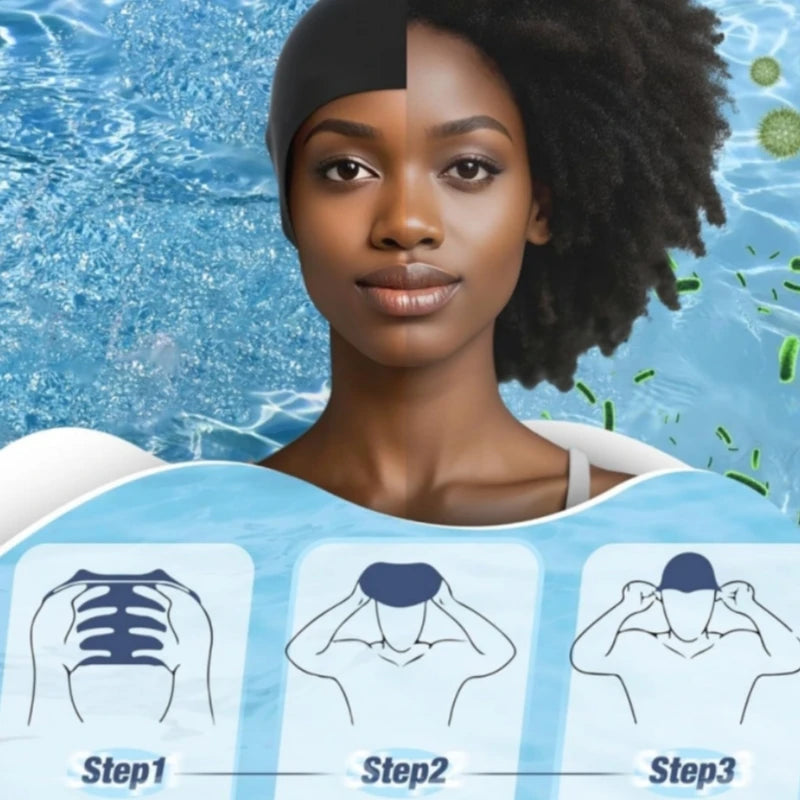 Una mujer con una gorra de silicona negra está mostrada sobre tres escalones para la protección del cabello.