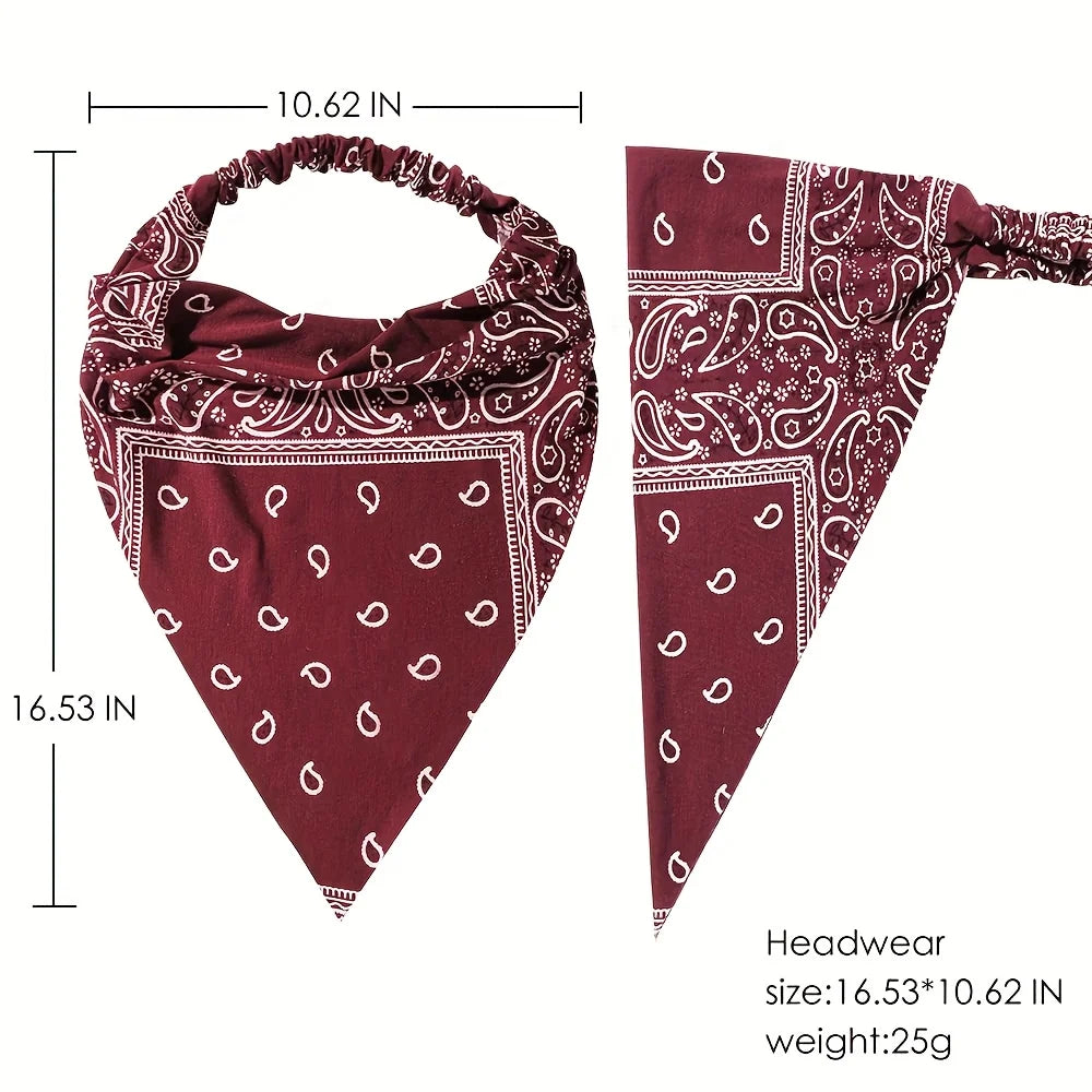 Pañuelo triangular boho paisley rojo intenso con bordado blanco, mide 26 cm x 42 cm.