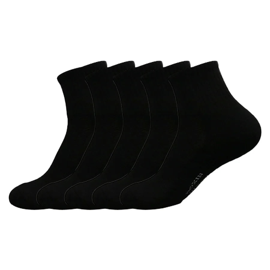 A set of black men's essential warm socks for outdoor activities, displayed in a row.
