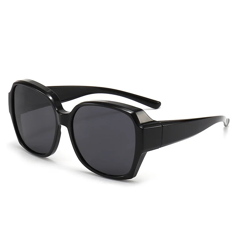 Vintage Oversized UV400 Sunglasses with Fit-Over Design