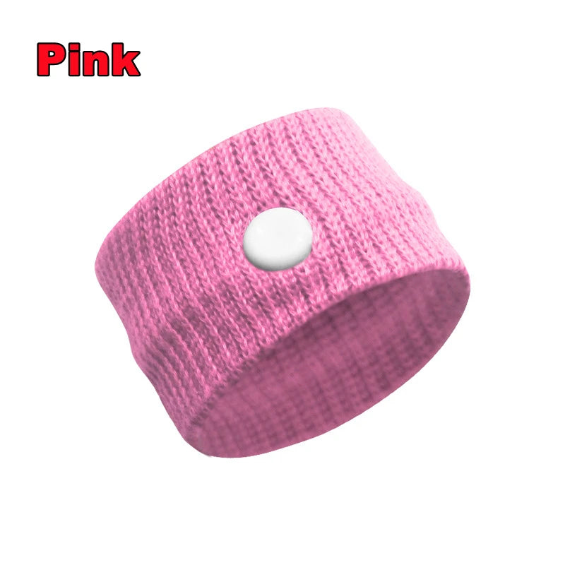 Pulsera de punto rosa para comodidad durante viajes.