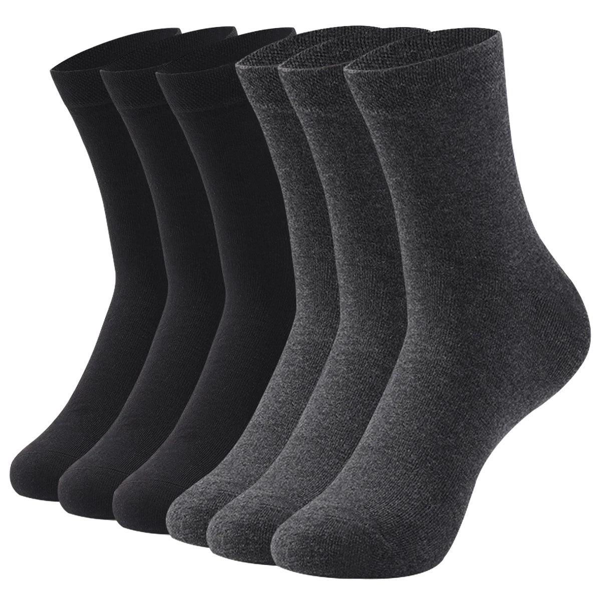 Une pile de chaussettes noires à col verticole.