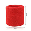 Bracelet de sport cylindrique rouge vif avec texture duveteuse, mesure 8 cm de hauteur.