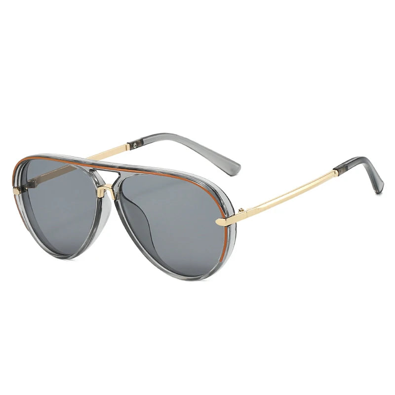 Retro pilot sunglasses with gradient lenses and gold-toned arms