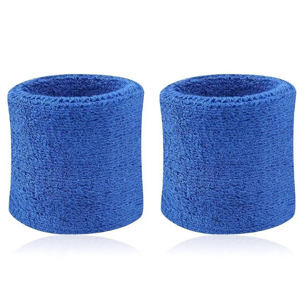 Deux bracelets de sport tricotés bleus vus de dessus.