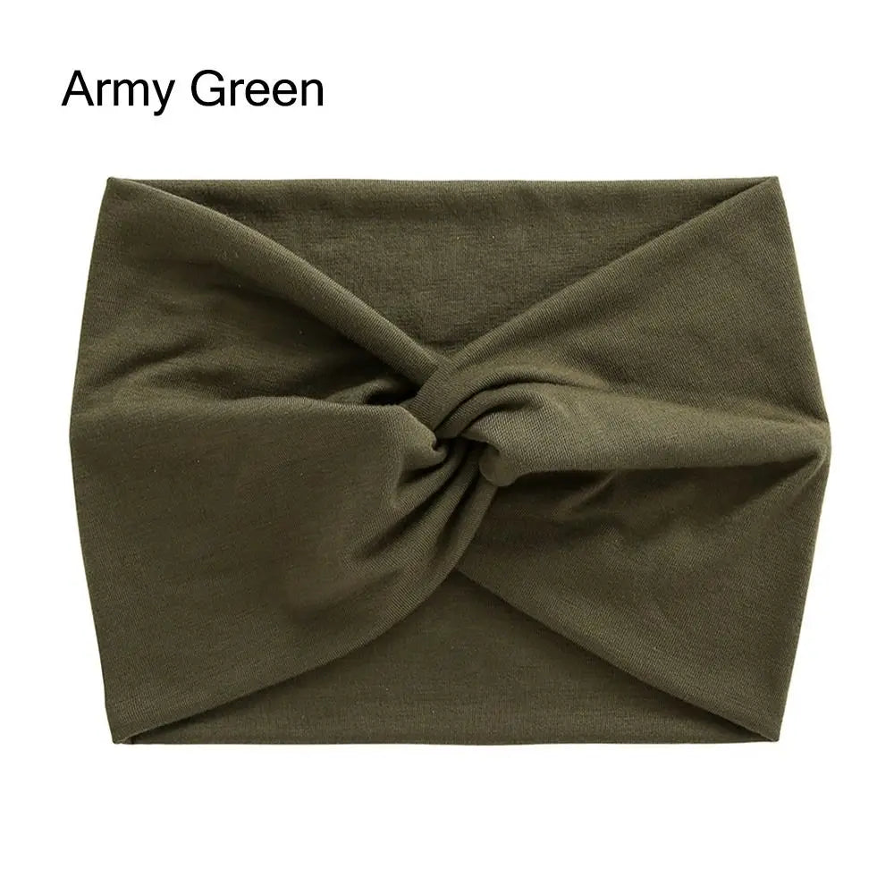 Bandeau en tissu vert militaire noué en nœud