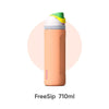 Orange isolierte Wasserflasche mit grünem Deckel und Strohhalm, beschriftet FreeSip 710ml.