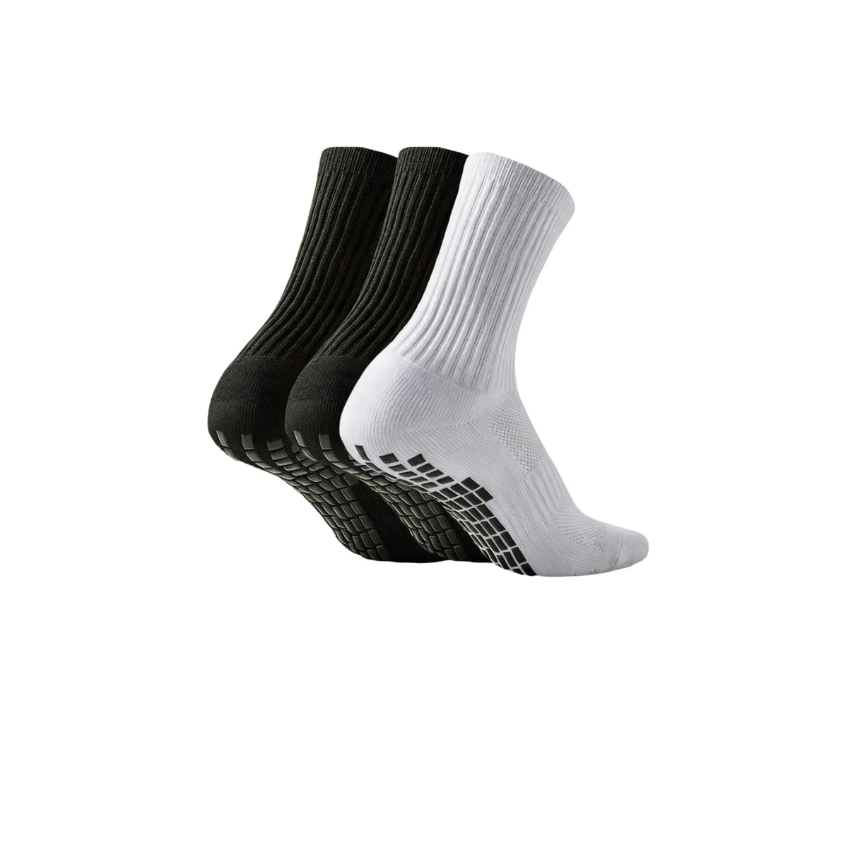 Un jeu de trois chaussettes de football antidérapantes en silicone noir et blanc, vues de côté.