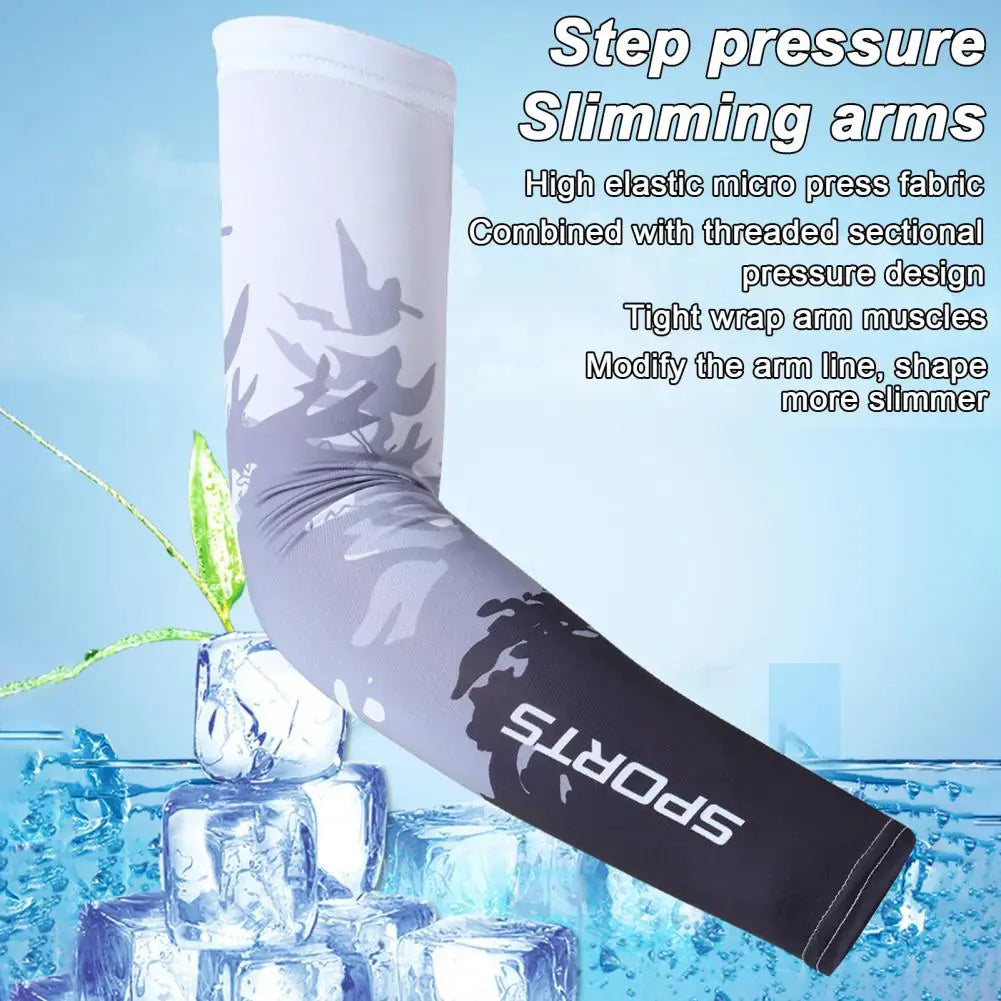 Weiß-graver Ärmeldemonstration mit Eiswürfeln zur Darstellung einer schlankmachenden Druckdesign für Sport.