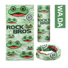 Grüne Gesichtsmaske mit Froschdesign und dem Text ROCK BROS auf gestreiftem Hintergrund.