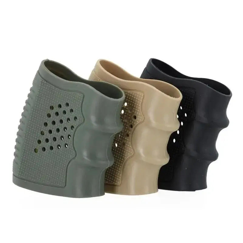 Drei rutschfeste Gummihandschuh-Ärmel in Grau, Beige und Schwarz.