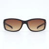 Gafas tintadas marrón con montura cuadrada y brazos oscuros