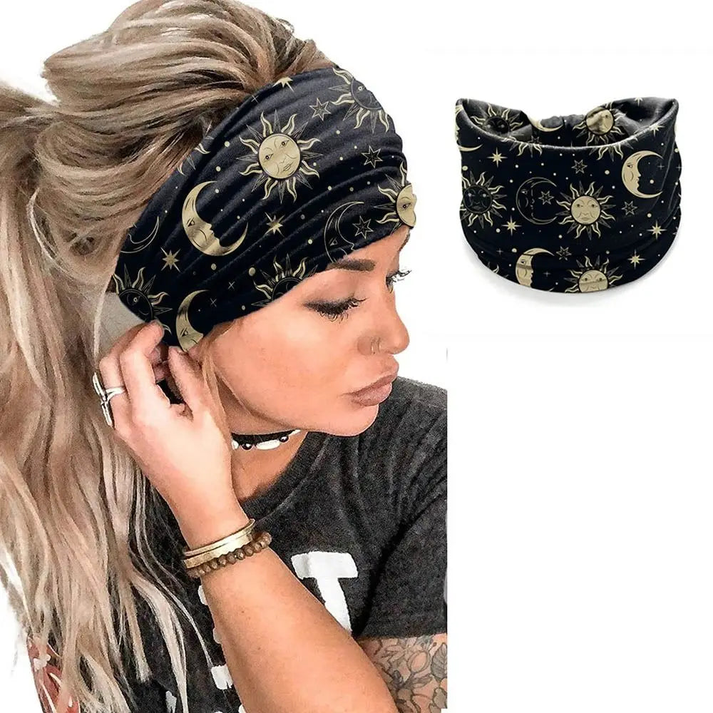 Élastique large bohème noir avec motifs de lunes et de soleils