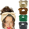 Un mannequin portant un bandeau élastique beige et plusieurs autres bandeaux élastiques de couleur unie.