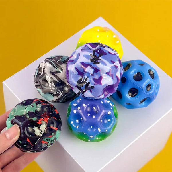 Super-Bounce Rubber Balls with Hole Design (Pack of 2)