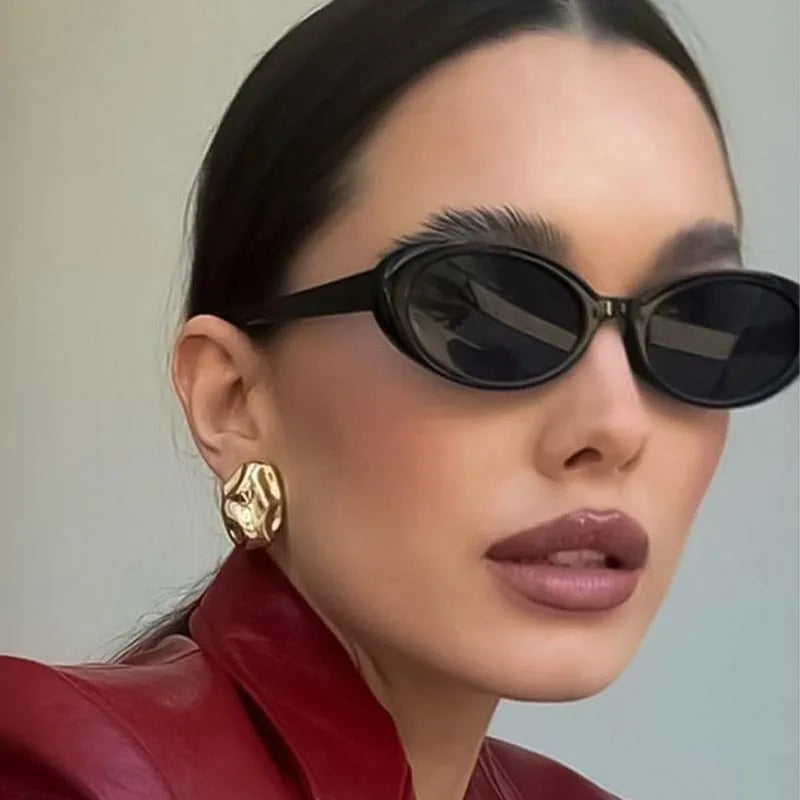 Retro Oval Sunglasses with UV400 Protection