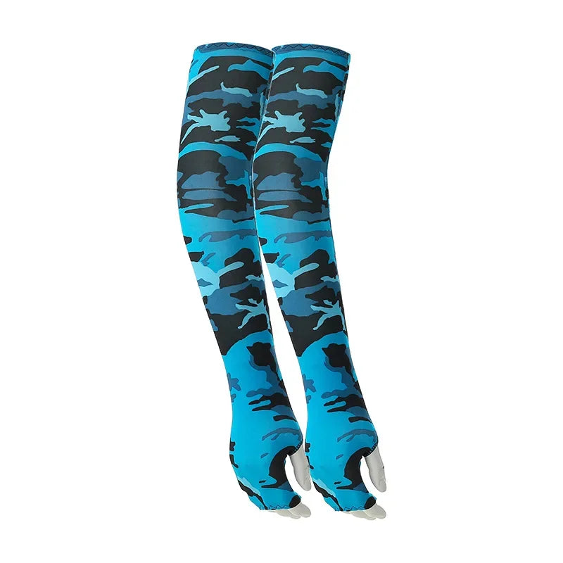 Paar blaue und schwarze Tarn-Cooling-Armschuhe für Sport und Outdoor-Aktivitäten