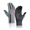 Une paire de gants de vélo et de sport en polaire imperméable gris et noir, présentés côte à côte.