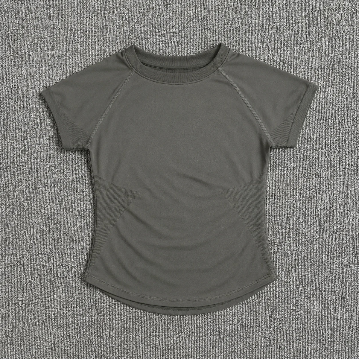 A plain gray seamless t-shirt for women.