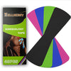 Una pila de tiras de cinta kinesiológica multicolor en tonos rosa, azul y verde.