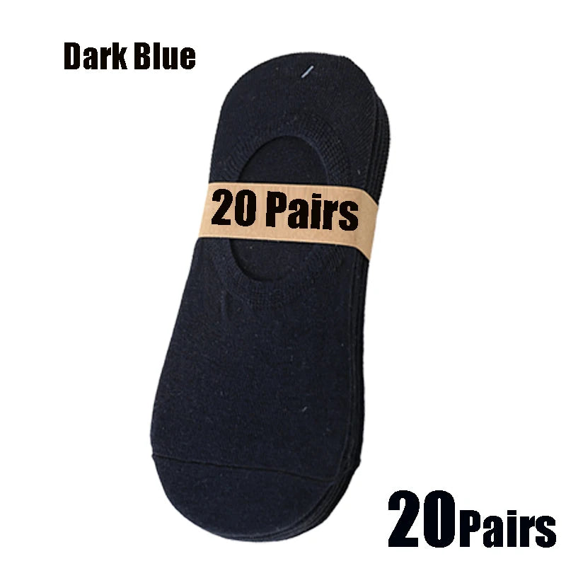 A single pair of dark blue breathable boat socks with a label indicating 20 pairs.