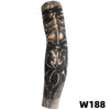 Manche de tatouage en tricot extensible noir et gris, avec des motifs tribaux complexes.