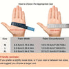 Diagram showing how to choose the appropriate size for cycling gloves by measuring palm width and circumference on a hand