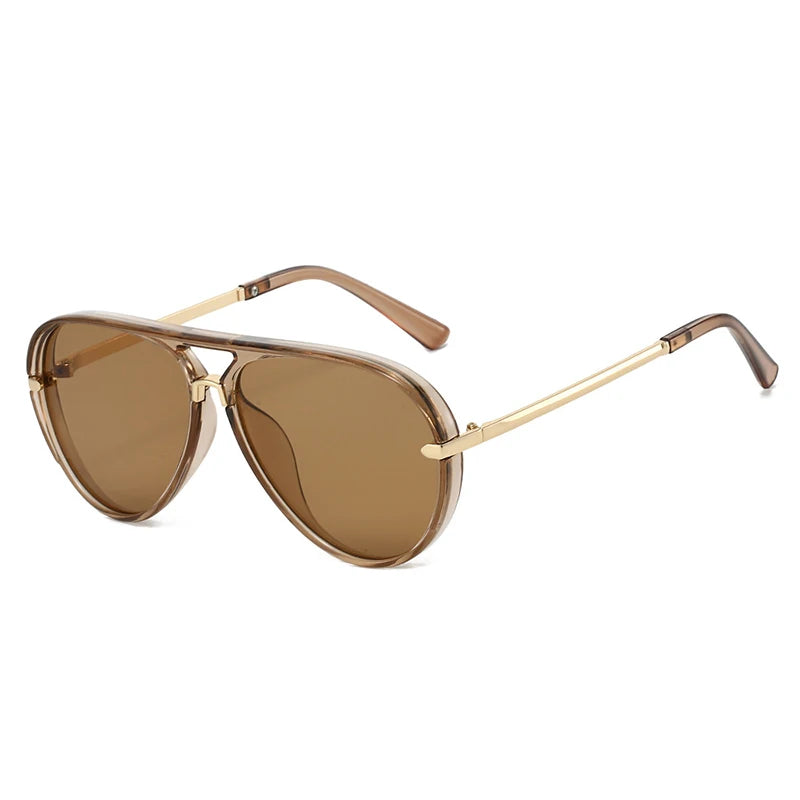 Retro pilot sunglasses with gradient brown lenses and gold-toned arms