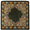 Pañuelo de satén cuadrado con intrincado patrón paisley bohemio en tonos tierra de naranja, marrón, verde y crema.