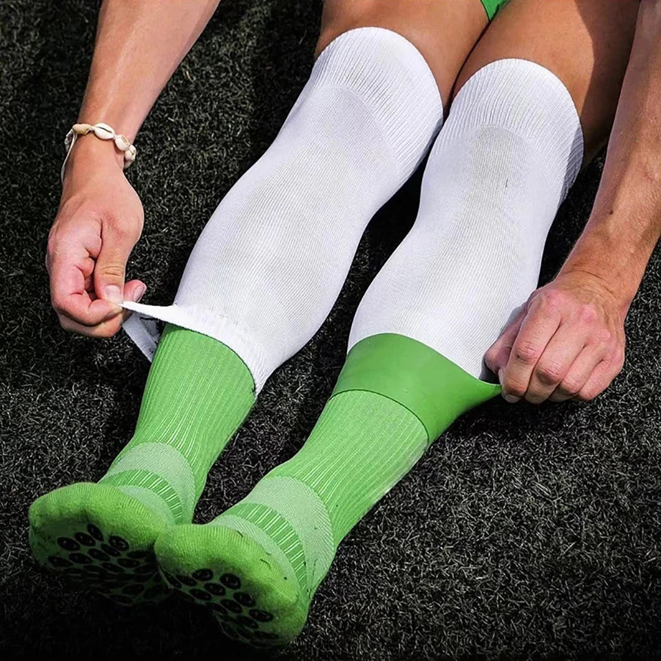Silicone Shin Guard Straps – Secure, Non-Slip Hold for Soccer & Sports