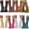 Verschiedene Damen-Blumen-Lace-Socken in Braun-, Grün- und Pinktönen auf den Beinen.