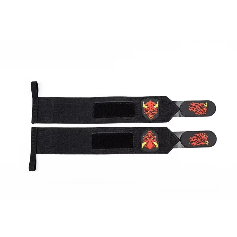Deux bandes de poignet de gym noires avec des emblèmes de dragon rouge pour l'entraînement de force.